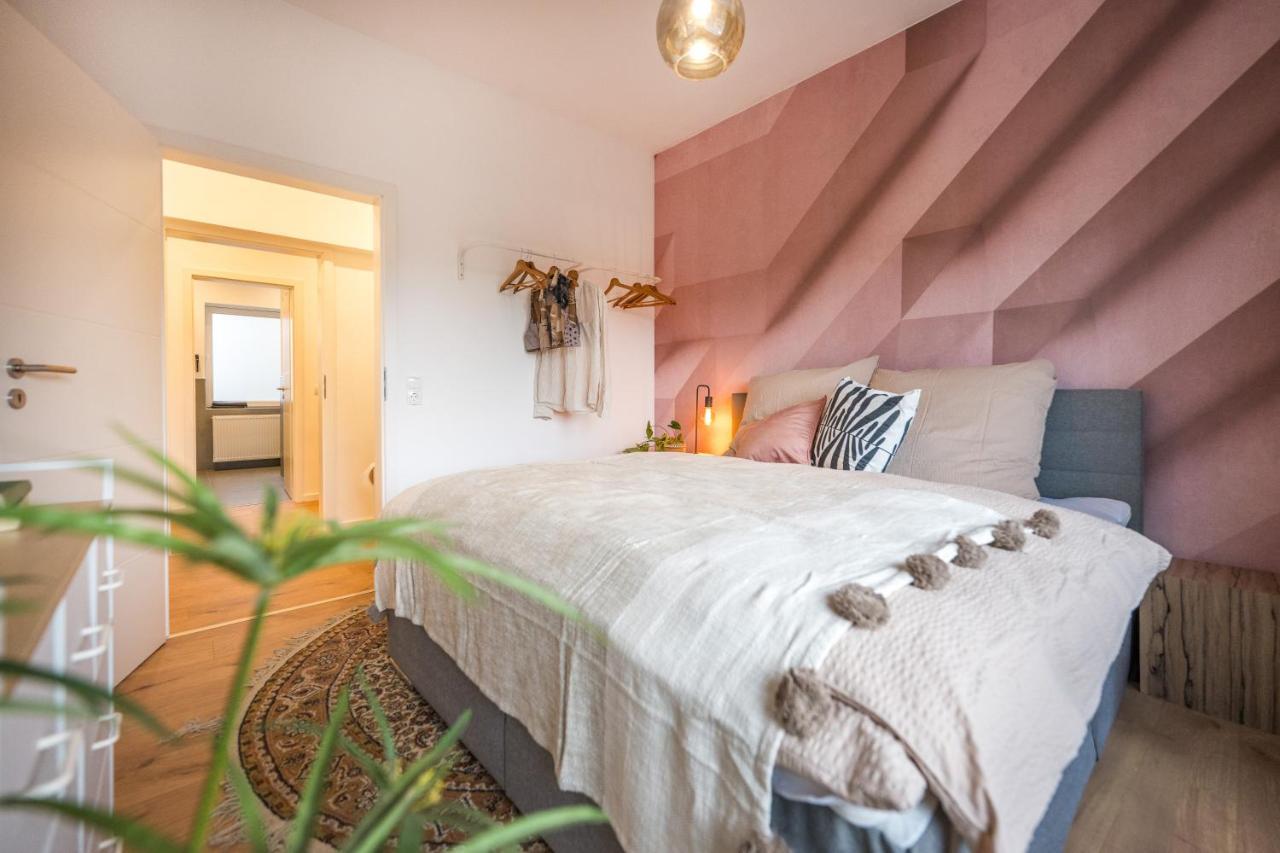 120Qm, Cozy Apartment, Sehr Zentral Am Hbf, 3Sz Koblenz  Kültér fotó