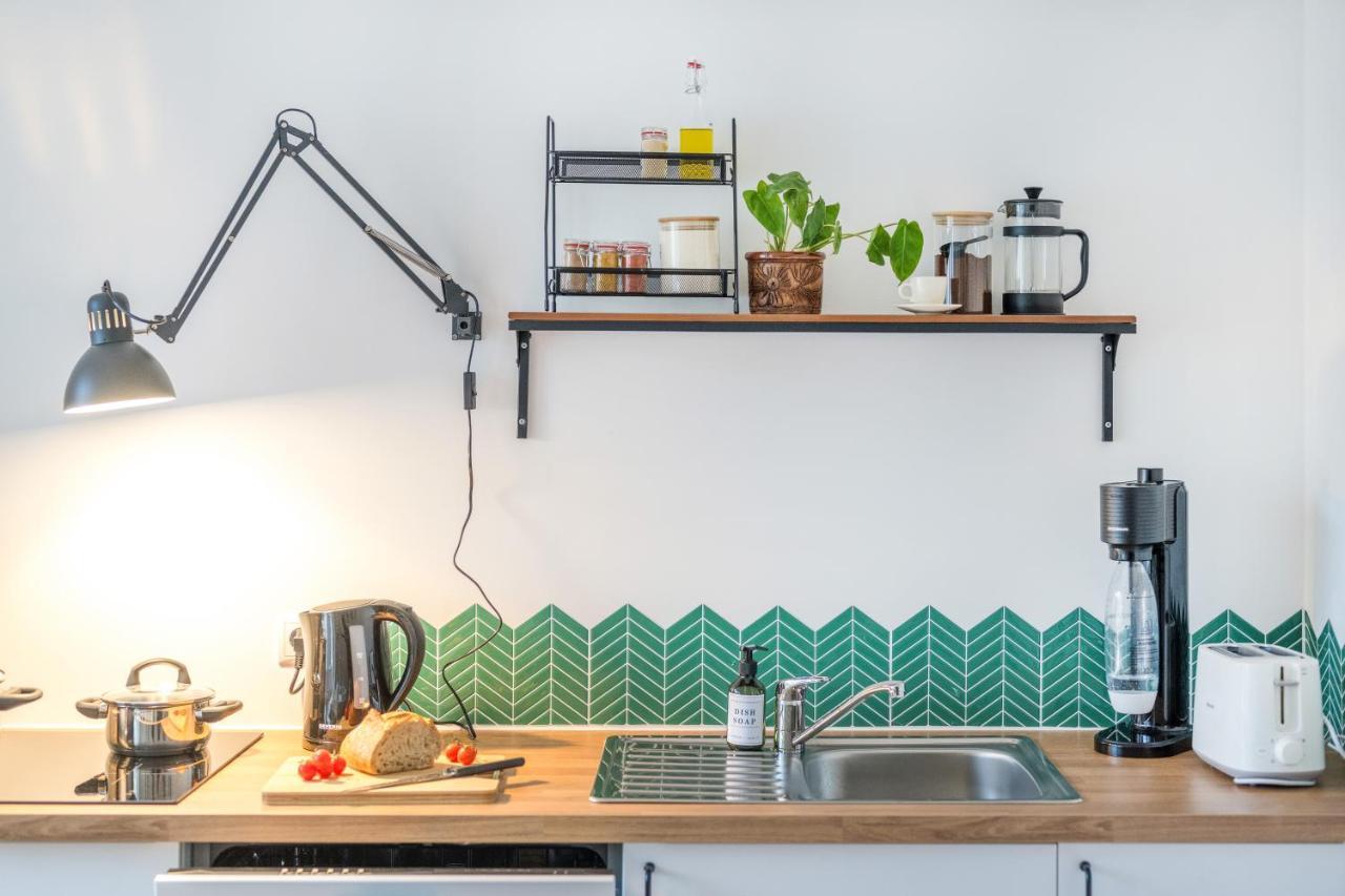 120Qm, Cozy Apartment, Sehr Zentral Am Hbf, 3Sz Koblenz  Kültér fotó